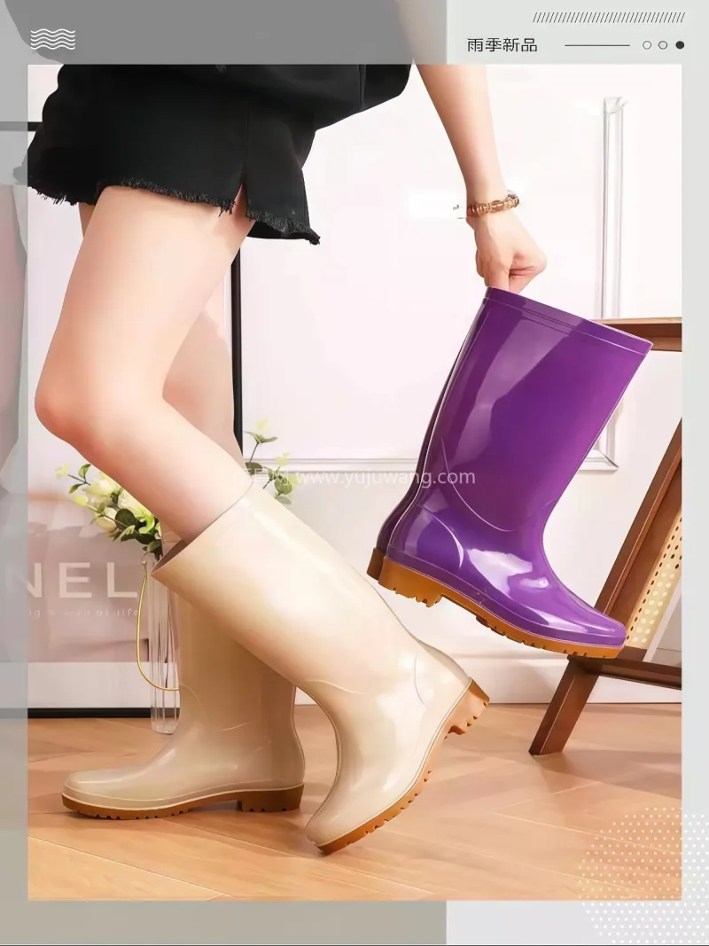 PVC材质 · 鞋底防滑纹理 武汉大型雨具供应链供货大号女款高筒雨靴， - 详情图