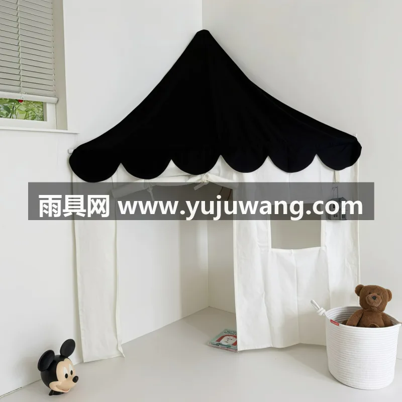 纯棉帆布 · 挂钩安装 本款儿童布制墙角帐篷游戏屋，由武汉本土大型雨伞供应