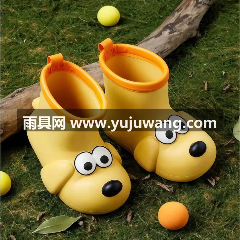 EVA材质 · 一次成型 武汉大型雨具供应链供货萌趣小狗主题儿童雨鞋，男童女