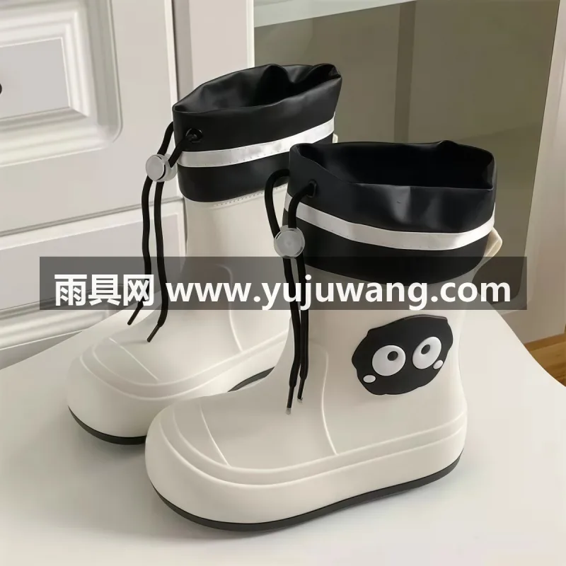 PVC一体成型 · 环保透气 · 凹凸纹理，防滑耐磨 武汉大型雨具供应链供货 2026 新款可爱儿童雨鞋