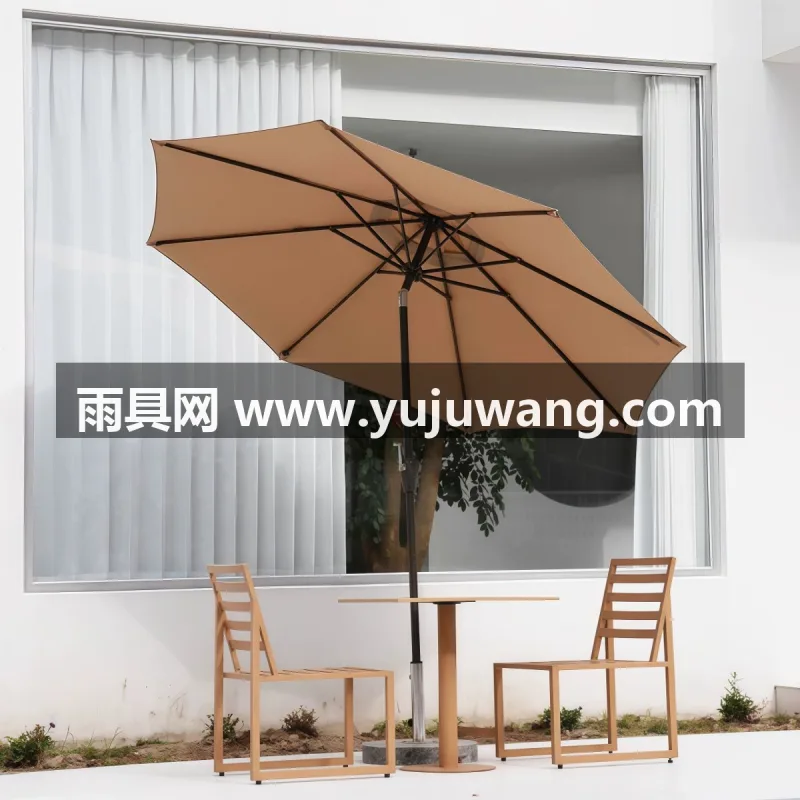 支持360°旋转转向 · 中柱手摇/推杆开合 · 伞面采用高密度涤纶布 武汉伞厂专业生产的2.7 米可摇头带转向中柱庭院伞