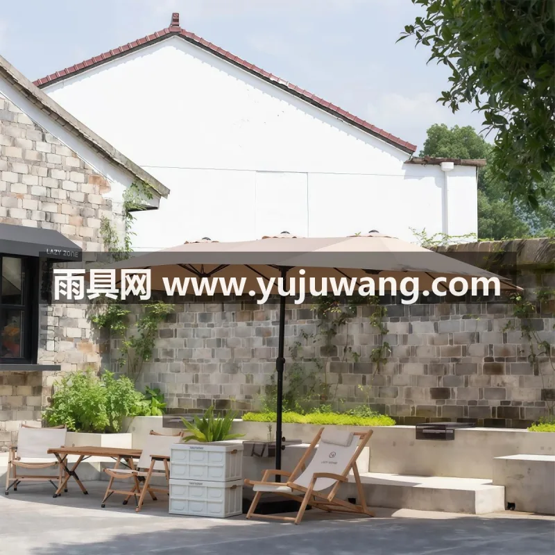 伞面280D加厚涤纶布 · 8骨加粗钢管伞骨 · 加粗加厚钢管伞杆 武汉雨具供应链服务，生产双头户外遮阳伞，适用于庭院