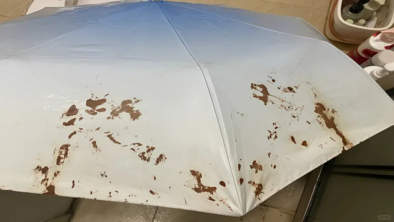 太阳伞清洗有讲究 错误方式易破坏防晒涂层