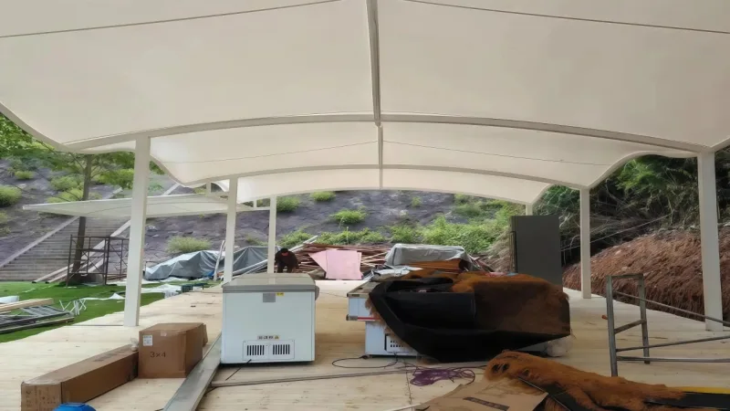 不仅仅是停车，更是建筑的 “第五立面” 定制雨具重塑停车场场景价值