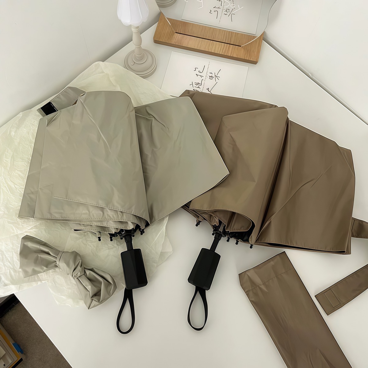 武汉雨具网·气质款~禁欲系太阳伞手动晴雨伞两用复古折叠遮阳伞女·产品图2