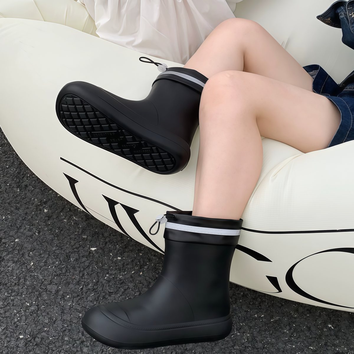 武汉雨具网·时尚外穿ins潮防水抽绳束口雨靴女四季通用亲子水筒靴雨鞋·产品图5