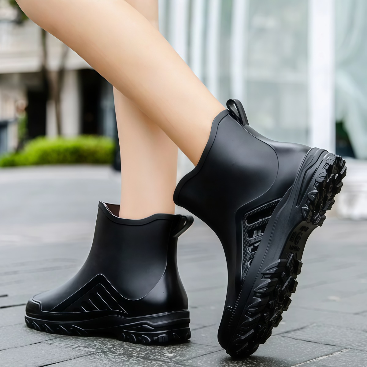 德系雨鞋女款防滑加厚中短筒雨靴加绒舒服防水洗车厨房低筒水胶鞋