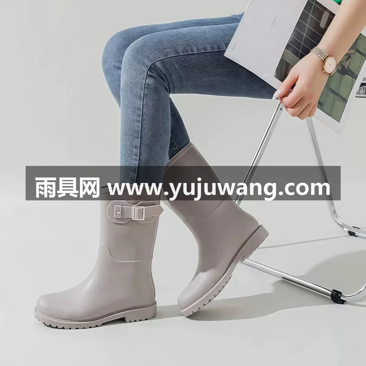 武汉雨具网·新型雨鞋女款新款水鞋防水防滑中筒雨靴成人女士时尚防水鞋·产品图4