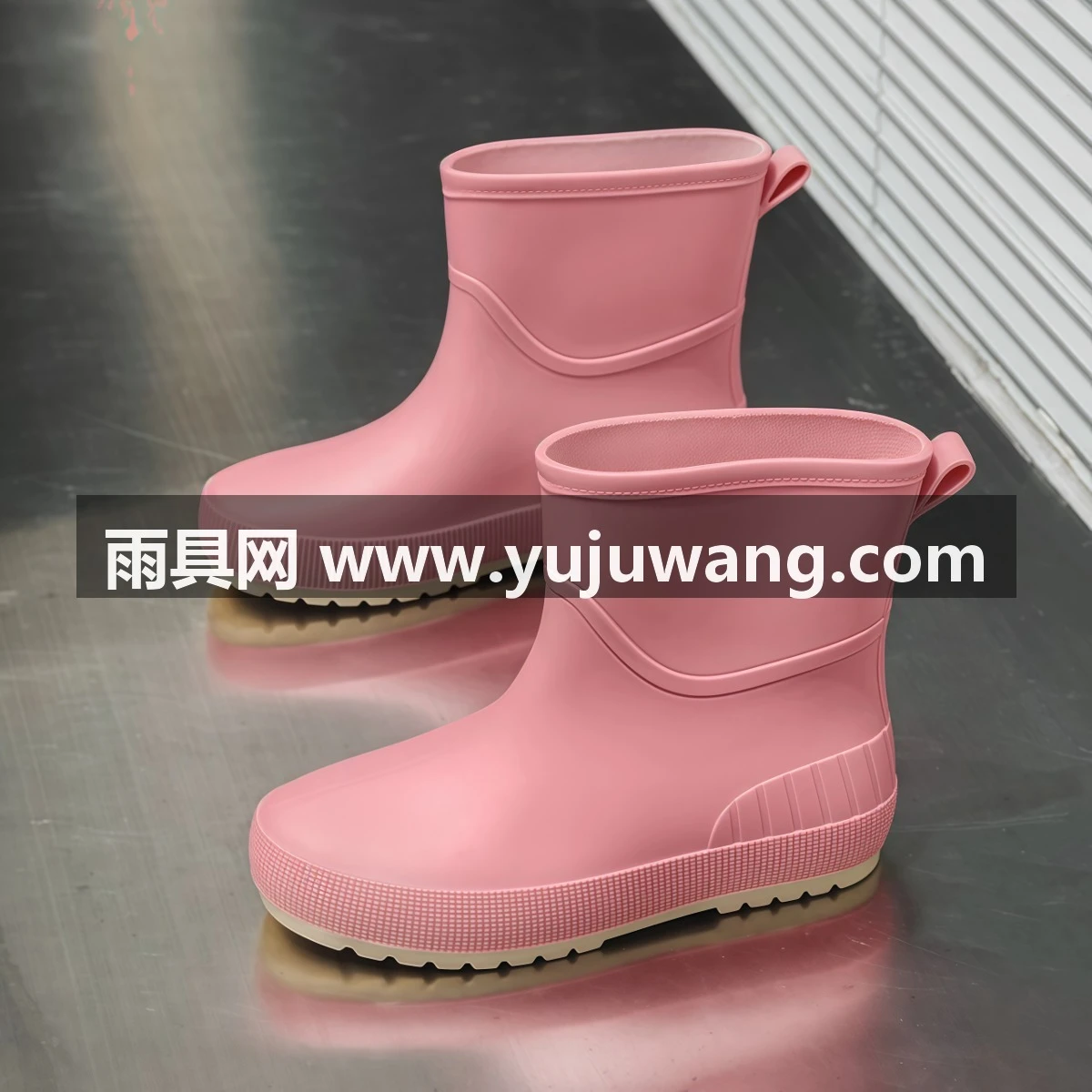 武汉雨具网·雨鞋女款中筒雨靴加绒水鞋新款防水防滑胶鞋厨房洗车工作短筒水靴·产品图6