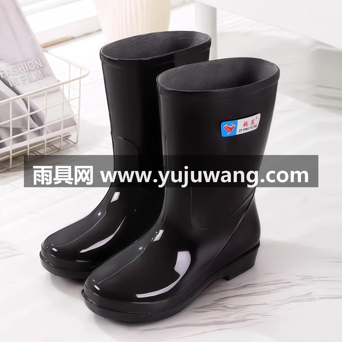 武汉雨具网·雨鞋女款耐磨中筒水靴保暖防滑厚底雨靴软底休闲时尚成人水鞋女士·产品图3