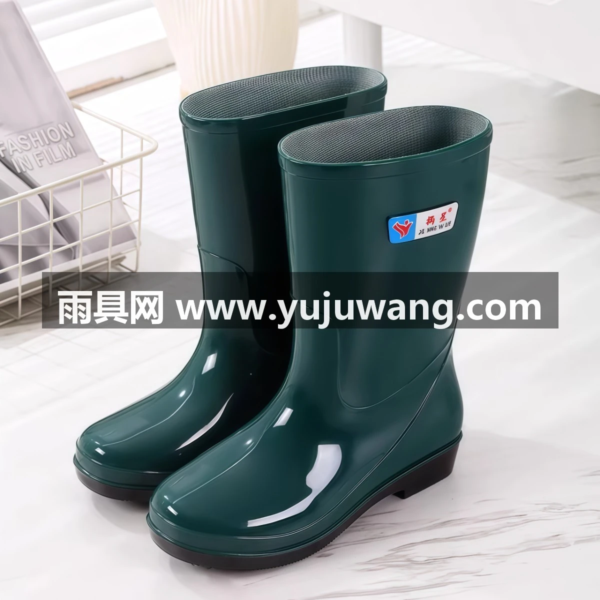 武汉雨具网·雨鞋女款耐磨中筒水靴保暖防滑厚底雨靴软底休闲时尚成人水鞋女士·产品图4