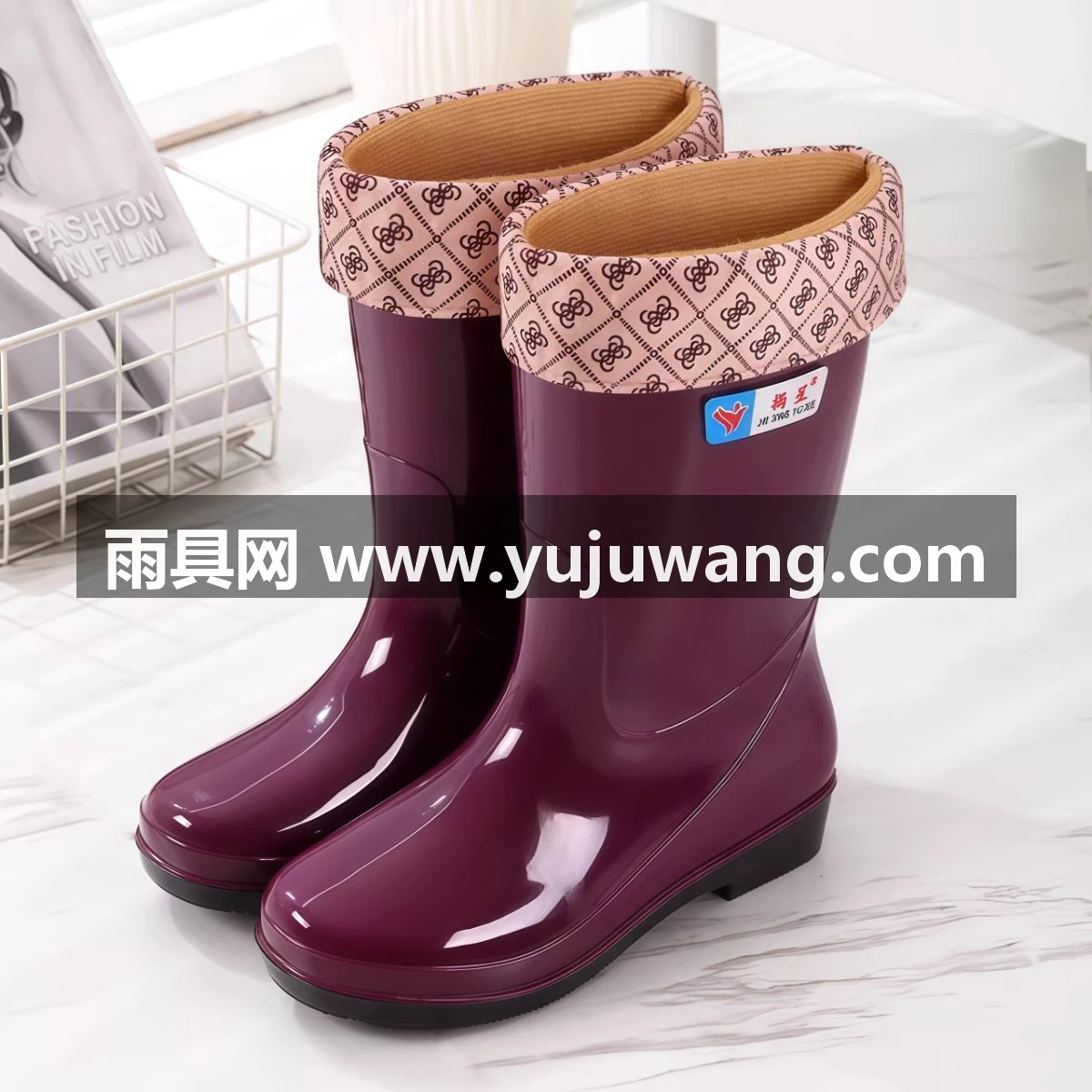 武汉雨具网·雨鞋女款耐磨中筒水靴保暖防滑厚底雨靴软底休闲时尚成人水鞋女士·产品图5