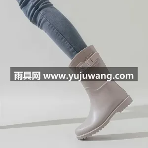 PVC材质 · 舒适内里布 · 一体成型 武汉大型雨具源头供应链供货新型女款雨鞋， 图5