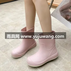 PVC材质 · 凹凸条纹防滑 · 一体成 武汉大型雨具源头供应链供货女士水鞋，专为 图2