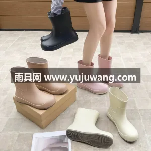 PVC材质 · 凹凸条纹防滑 · 一体成 武汉大型雨具源头供应链供货女士水鞋，专为 图3