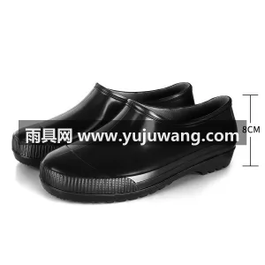 PVC材质 · 可拆卸棉套 · 一体成型 武汉大型雨具源头供应链供货男士磨砂黑雨鞋 图5
