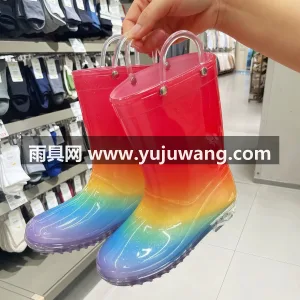塑胶材质 · 波浪纹防滑纹理 武汉大型雨具供应链供货学生儿童雨鞋，覆盖 图2