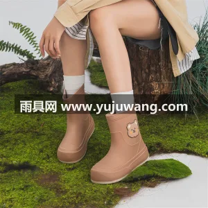 塑胶鞋底 · 一体成型工艺 武汉大型雨具供应链供货亲子款雨鞋，包含女 图4
