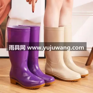 PVC材质 · 鞋底防滑纹理 武汉大型雨具供应链供货大号女款高筒雨靴， 图3