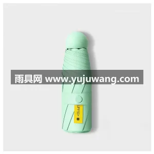 复合黑胶涂层 · 抗风防雨 · 简易便携 武汉源头雨伞供应链服务直供五折迷你胶囊伞 图4