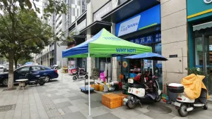 菜鸟驿站全国社区门店户外遮阳伞与便民服务帐篷定制案例项目图片